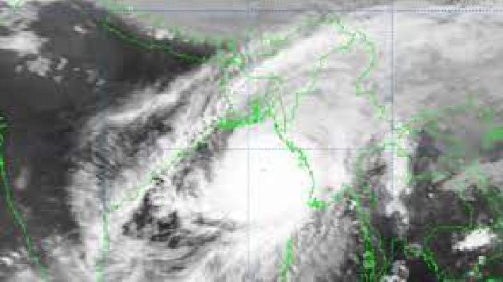 বিকেলে মিয়ানমার উপকূল অতিক্রম করতে পারে 'মোখা'