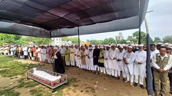 নরসিংদী জেলা আ'লীগের সাবেক সাধারণ সম্পাদক আব্দুল মতিন ভূঁইয়ার দাফন সম্পন্ন