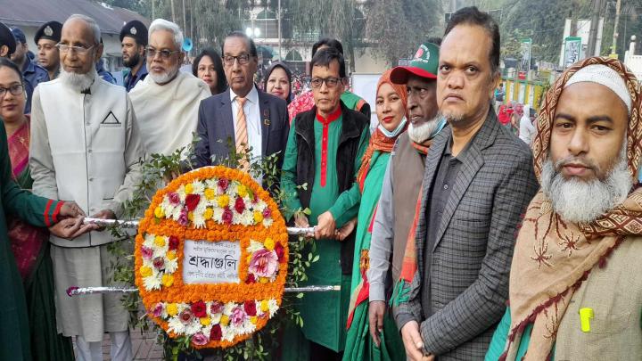 নরসিংদী জেলা দুর্নীতি প্রতিরোধ কমিটির মহান বিজয় দিবস উদযাপন 