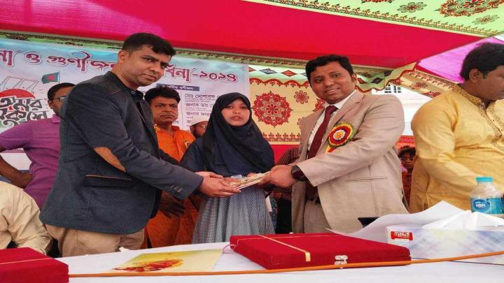 নরসিংদীর চরাঞ্চলে দুই দিনব্যাপী বইমেলা ও গুণীজন সংবর্ধনা অনুষ্ঠিত 