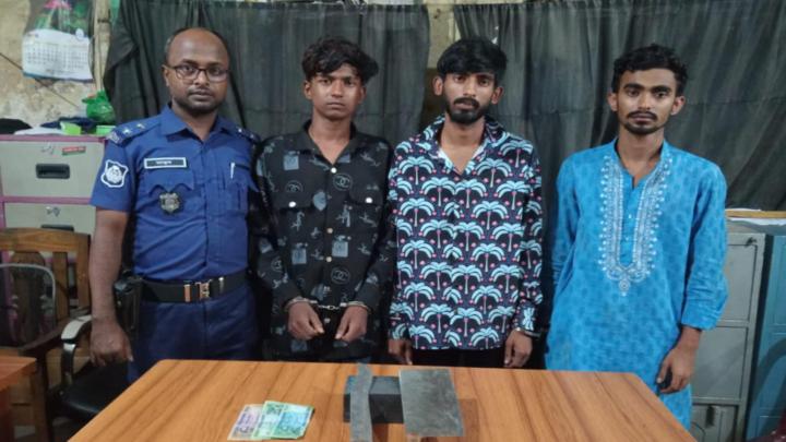 টিউশনির বিজ্ঞাপন দিয়ে ফাঁদ পেতে কলেজছাত্রকে অপহরণ, গ্রেফতার ৩