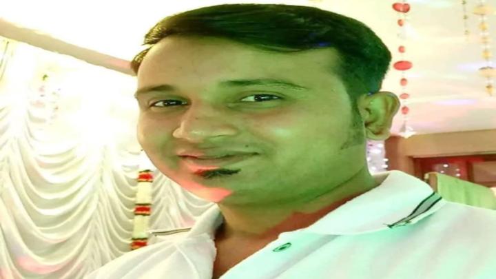 রায়পুরায় ইউনিয়ন পরিষদে ব্যবসায়ীকে কুপিয়ে হত্যা