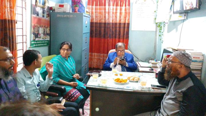 জেলা প্রশাসন বুদ্ধি প্রতিবন্ধী বিদ্যালয়ে ফল উৎসব অনুষ্ঠিত