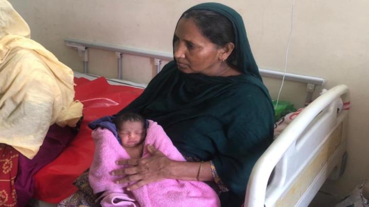 নরসিংদী হাসপাতাল থেকে চুরি হওয়া নবজাতক উদ্ধার 