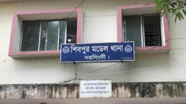শিবপুরে ট্রাক চাপায় নসিমন চালকের মৃত্যু 